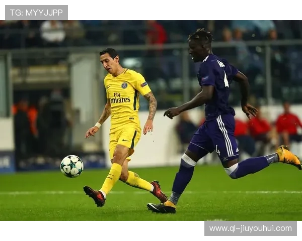 李欣翔足球技艺全面提升 引领球队攻防新局面